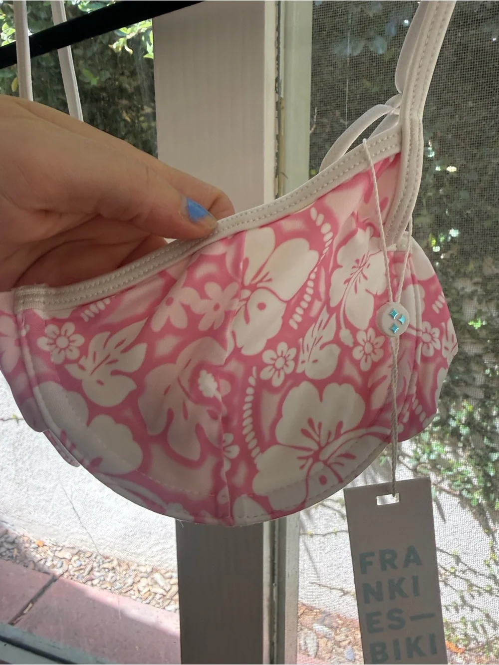 NWT Frankie’s Bikinis Pam Top Pink Hibiscus Flower Print